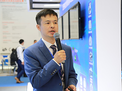Δρ Zeng Fanpeng από τη Linyang Energy: αποκεντρωμένη ενεργειακή υπηρεσία μιας στάσης στο υπόβαθρο του Πανταχού δυναμικού Διαδικτύου των πραγμάτων και των ολοκληρωμένων ενεργειακών υπηρεσιών
